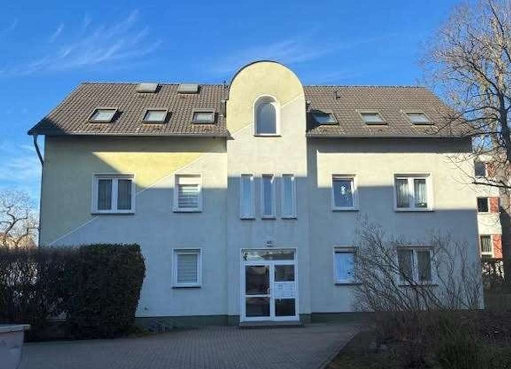 Immobilie in Rathenow - gut geschnitte 2-Zimmerwohnung im Erdgeschoss in bester Stadtlage zu verkaufen! - Bild 0