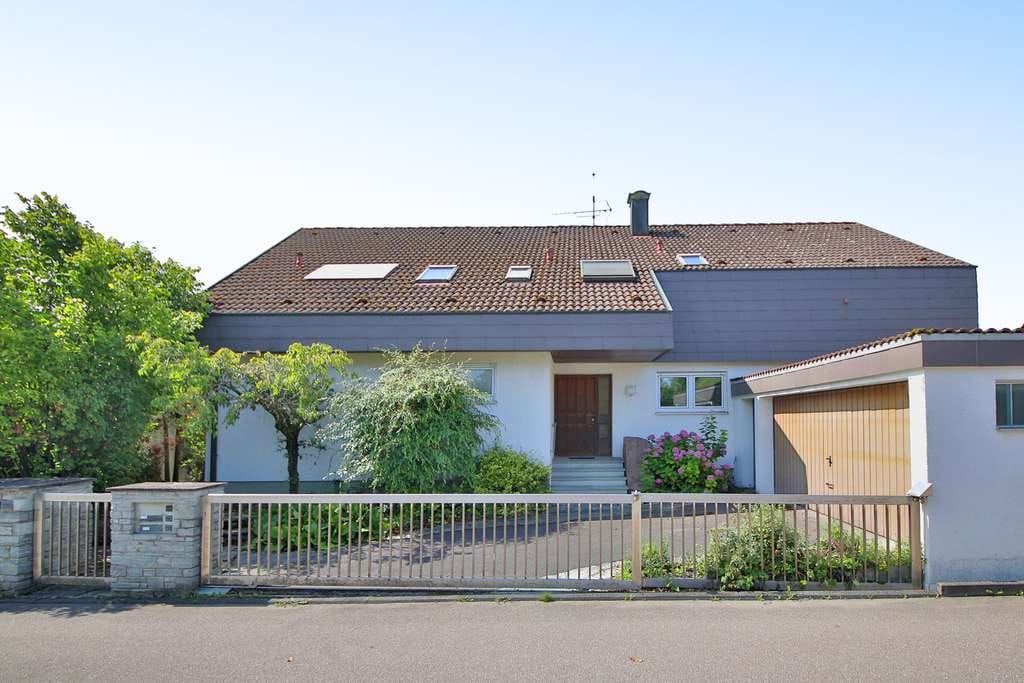Immobilie in Weil der Stadt - Massives Zweifamilienhaus mit Potenzial auf bis zu 4 Einheiten - Verkauf im Bieterverfahren - Bild 2