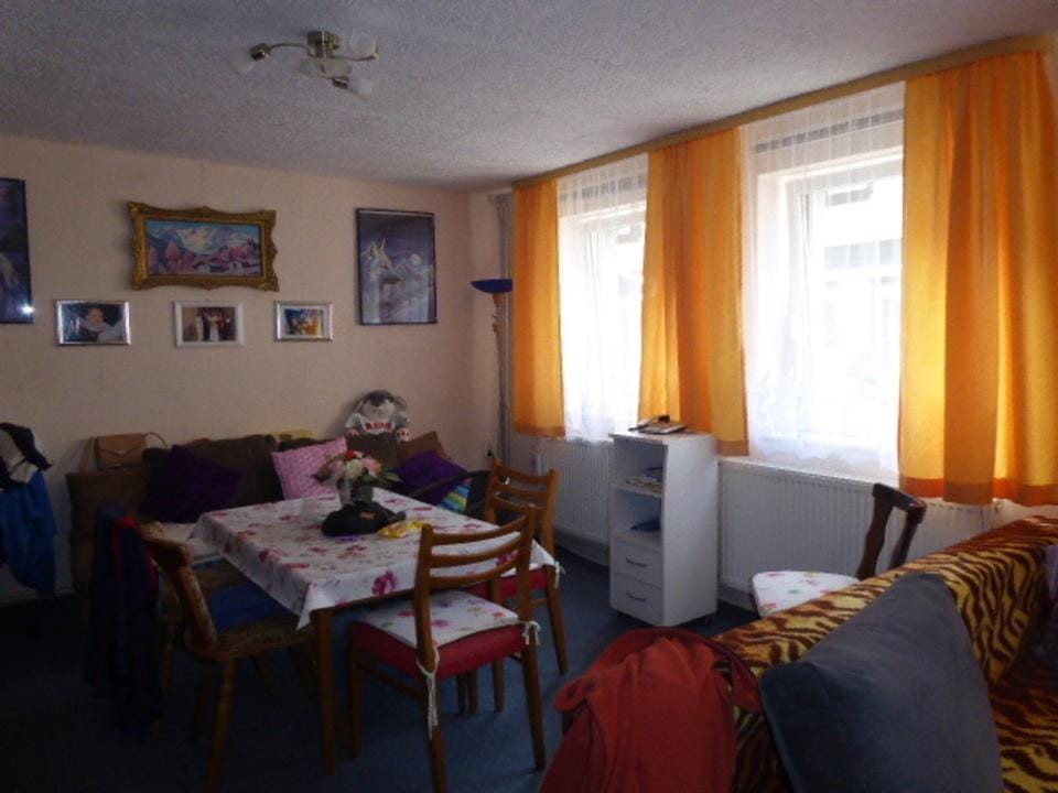 Immobilie in Gröningen - EINFAMILIENHAUS - bestehend aus zwei Gebäuden in 39397 Schwanebeck / 44.000 € - Bild 0