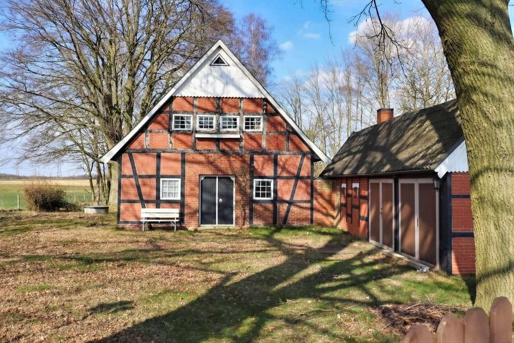 Immobilie in Colnrade - Verwirklichen Sie Ihren Traum - Landhaus in idyllischer Lage - Bild 1