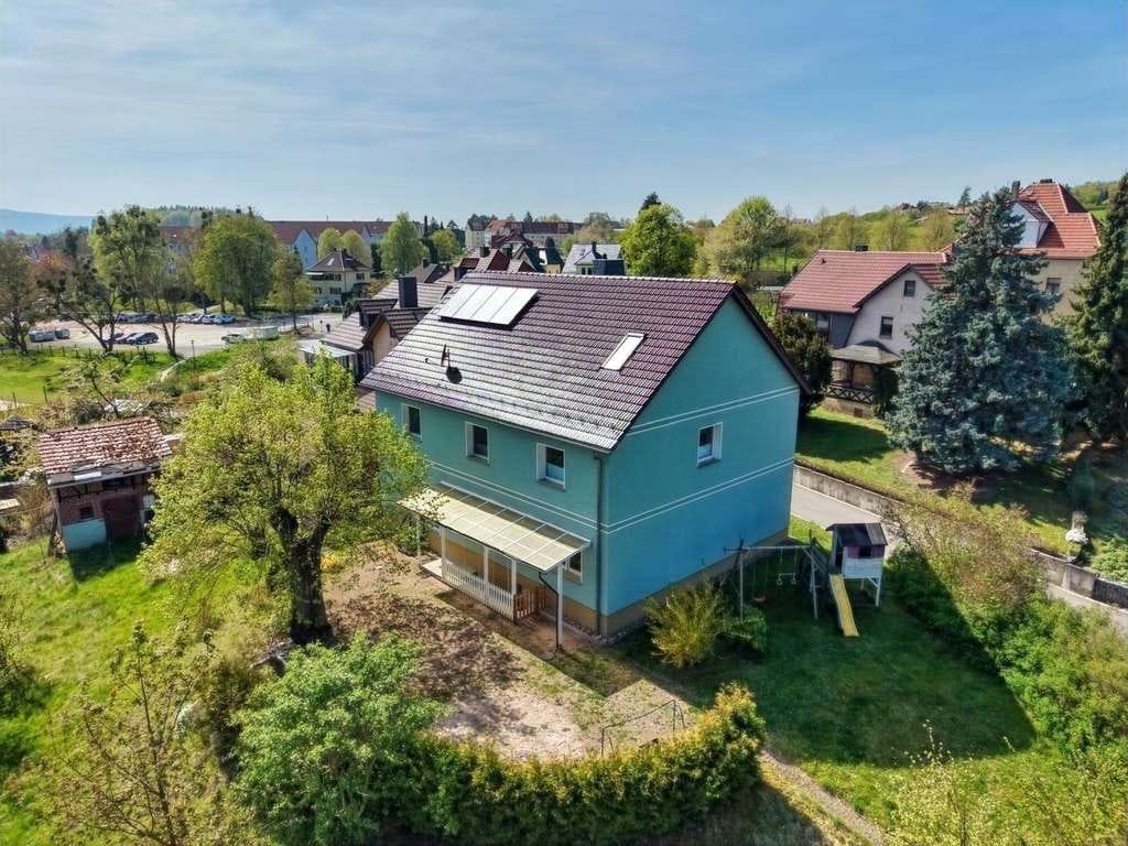 Immobilie in Bad Liebenstein - Ein Zuhause, zwei Möglichkeiten – stilvoll saniert & bereit für Ihre Zukunft - Bild 1