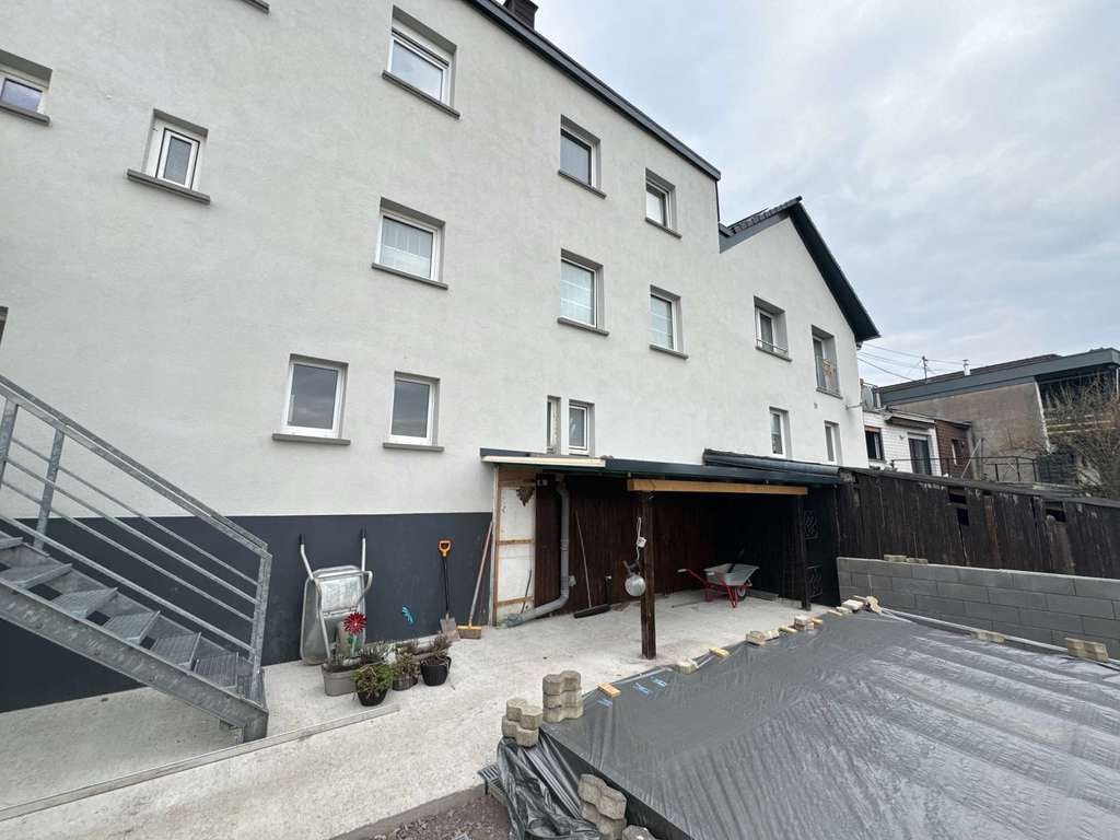 Immobilie in Melsbach - Drei - Parteienhaus in gefragter Wohnlage nahe Neuwied - Bild 2
