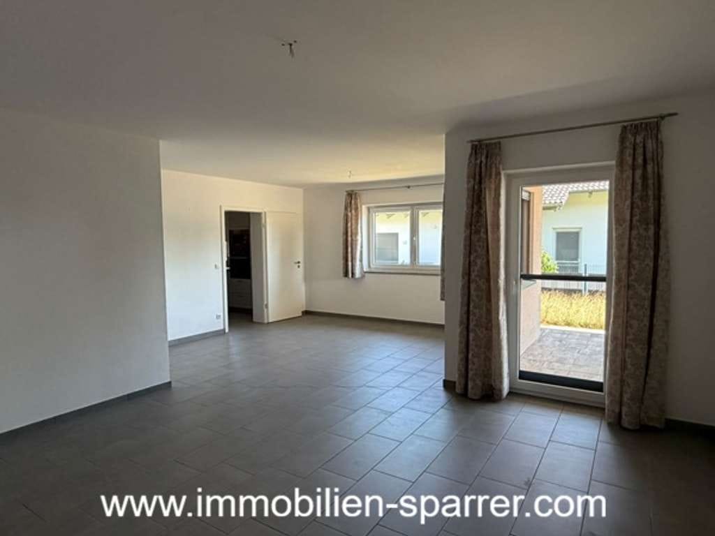 Immobilie in Malching - Barrierearmes Wohnen mit Stil – Hochwertiger Bungalow in attraktiver Lage - Bild 1