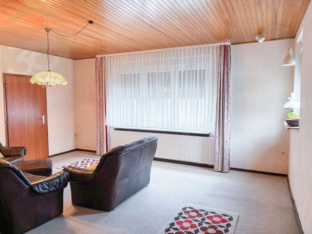 Immobilie in Brome - Einfamilienhaus mit alter Stallung und großem Grundstück! - Bild 3