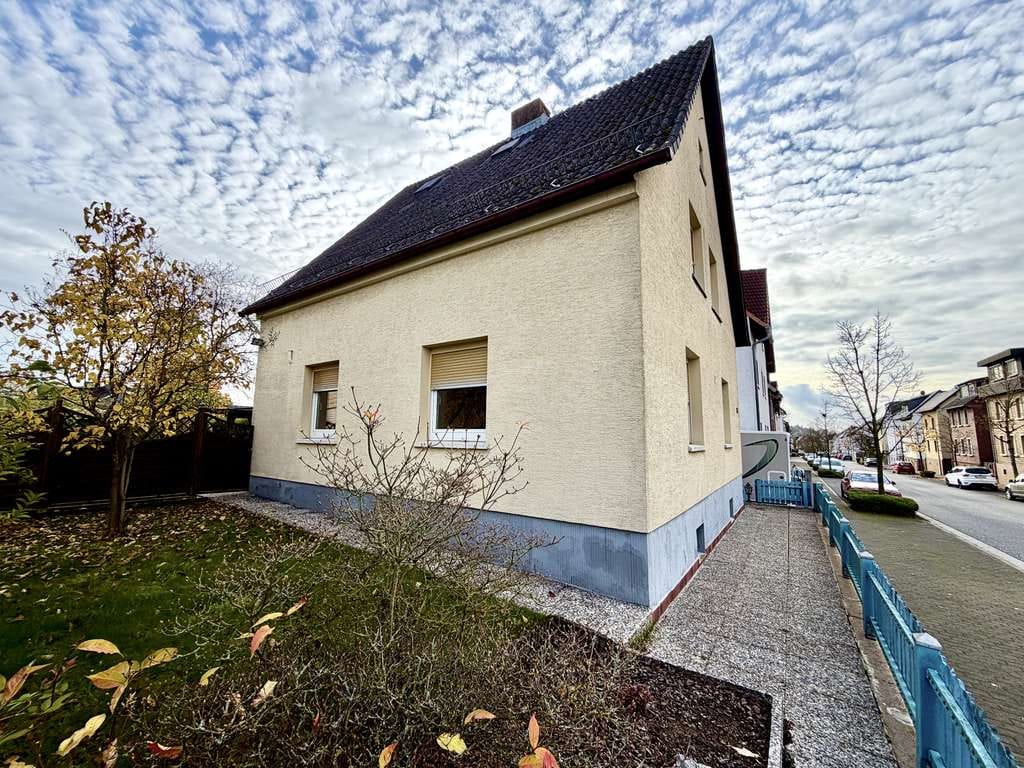 Immobilie in Wettenberg - Viel Platz und Möglichkeiten: Charmantes Einfamilienhaus mit Nebengebäuden - Bild 4