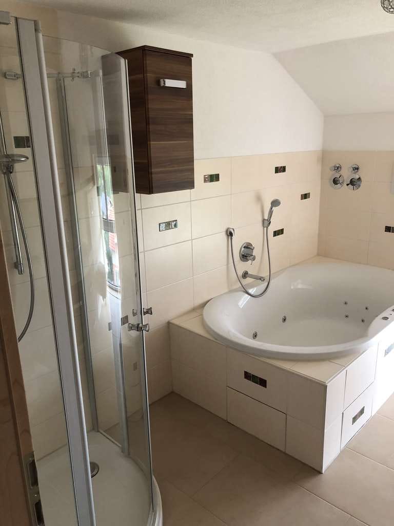 Immobilie in Nesselwang - 4-Zimmer-Dachgeschosswohnung in Nesselwang mit TG und Aussenstellplatz 120 m² - Bild 1