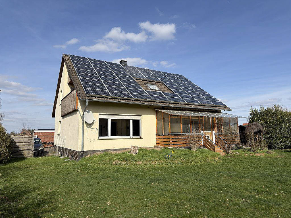Immobilie in Hille - Großzügiges Zweifamilienhaus in Hille-Nordhemmern - Bild 1