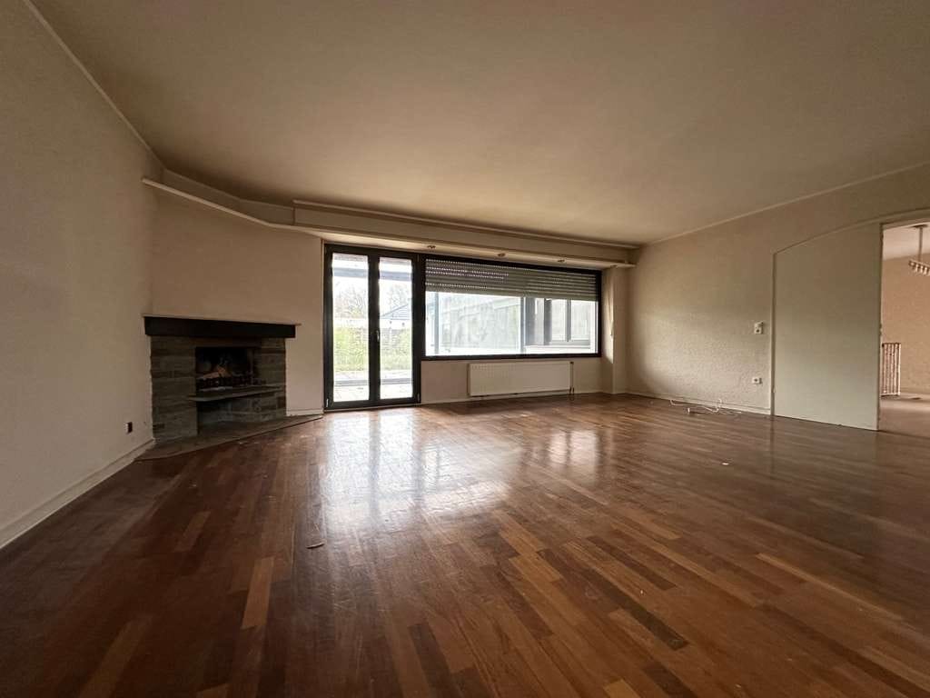 Immobilie in Kaarst - Großzügiger Bungalow in Kaarst - Bild 1