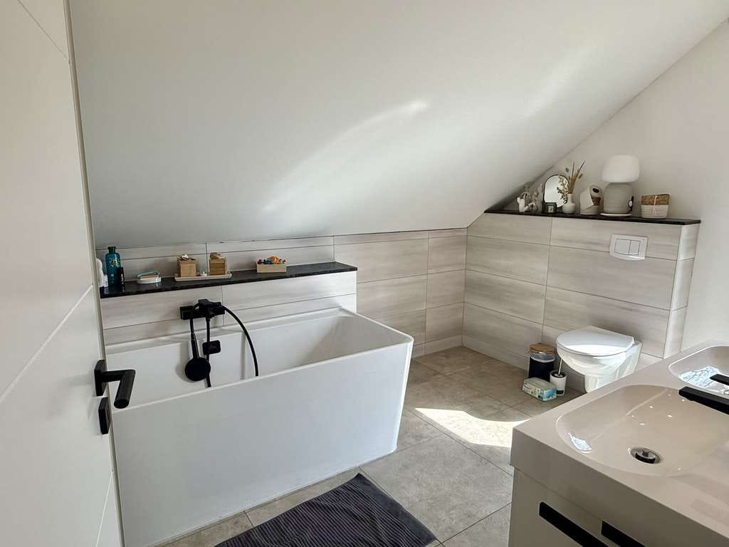 Immobilie in Wittenberge - Ankommen statt suchen: modernes Haus mit Garten und klarer Struktur - Bild 3