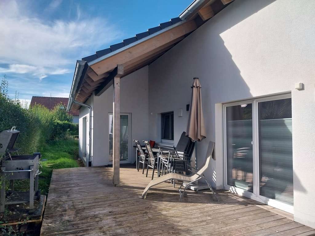 Immobilie in Dunningen - Neuwertiges KfW-55-Haus sucht neuen Eigentümer - Bild 2