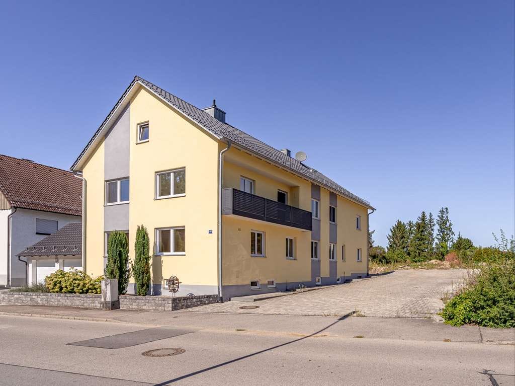 Immobilie in Großmehring - Freistehendes 2 Parteienhaus mit Ausbaupotenzial in bester Wohnlage! - Bild 0