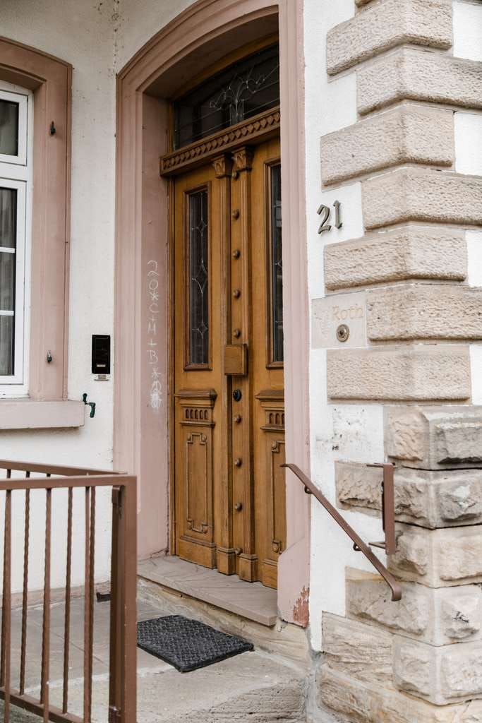 Immobilie in Burrweiler - HERRSCHAFTLICHES UND FLEXIBLES WOHNHAUS  AN DER SÜDLICHEN WEINSTRAßE - Bild 1
