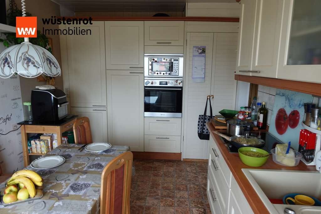 Immobilie in Sömmerda - Doppelhaushälfte mit Einliegerwohnung, Wintergarten & moderner Energietechnik - Bild 4