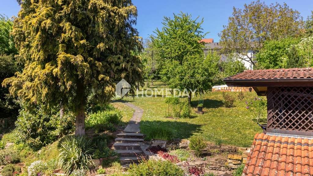 Immobilie in Meckesheim - Großzügiges Einfamilienhaus mit Garten, Terrasse und Garage in Meckesheim - Bild 1