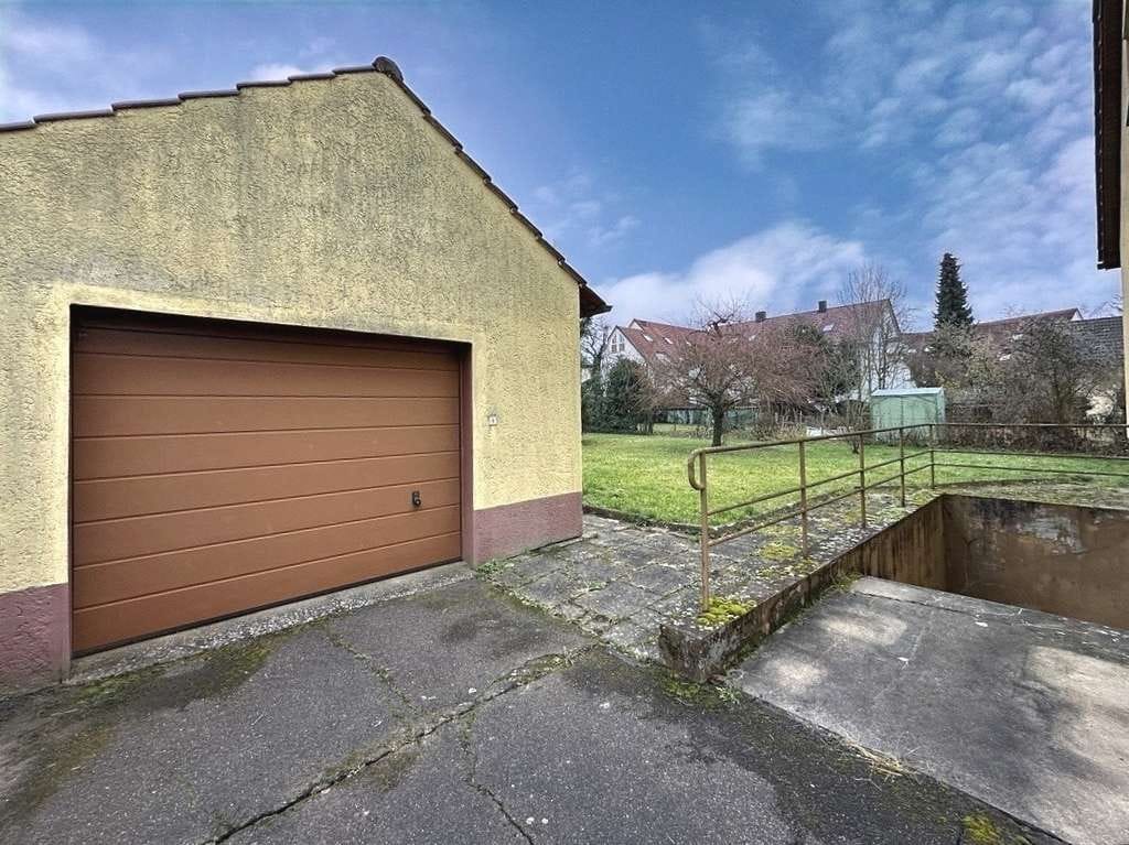 Immobilie in Wolfschlugen - Sanierungsbedürftiges EFH mit XXL-Grundstück in ruhiger Lage von Wolfschlugen - Bild 3
