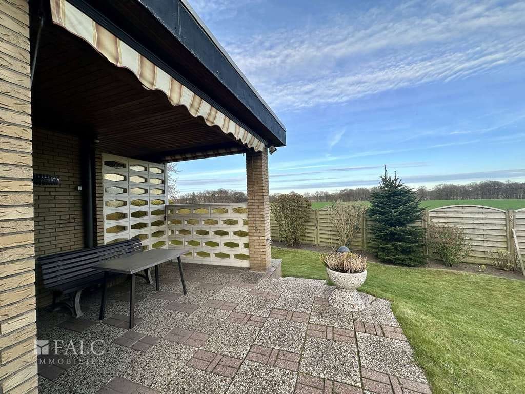 Immobilie in Agathenburg - Gepflegter Bungalow mit Keller und Garage in toller Lage von Stade - Bild 4