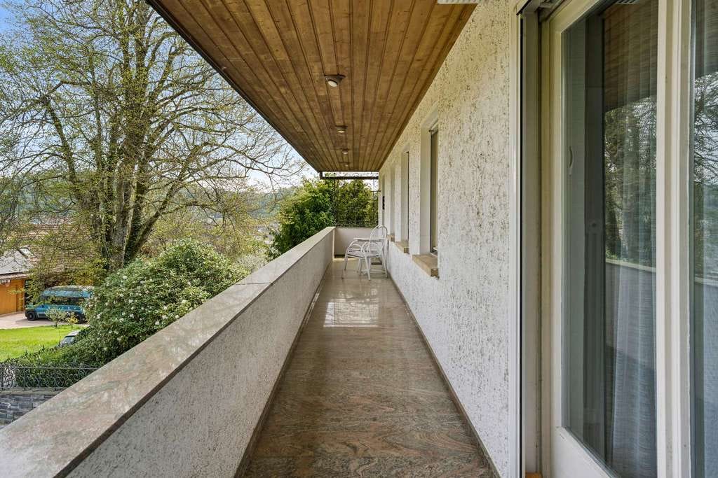 Immobilie in Steinen - Einfamilienwohnhaus mit Schwimmbad - Bild 4