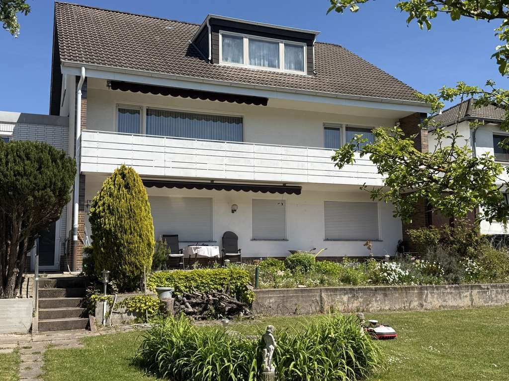 Immobilie in Wehretal - Großzügiges Mehrfamilienhaus in Wehretal Reichensachsen in top-Wohnlage - Bild 0