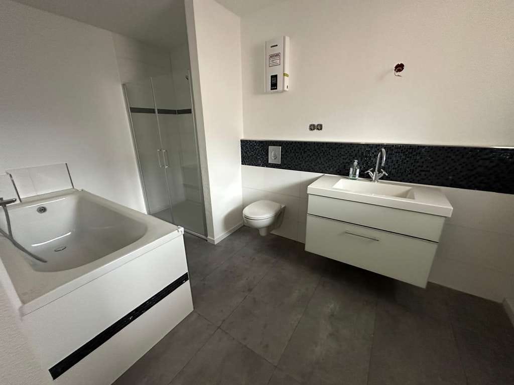 Immobilie in Eichenbühl - Charmante EG-Wohnung mit historischem Flair & Gestaltungsmöglichkeiten - Bild 4