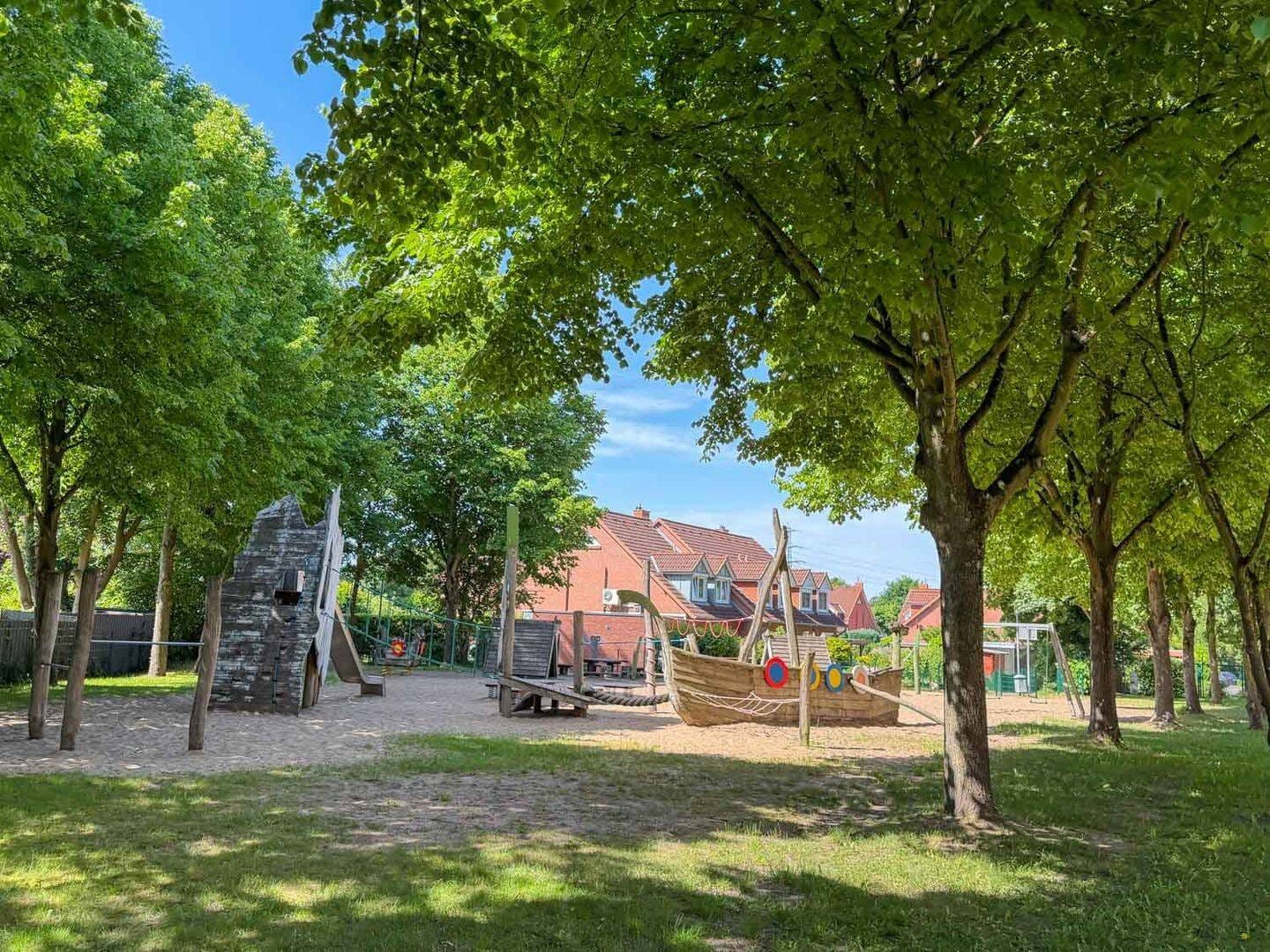 Immobilie in Geesthacht - ! Neu ! Attraktive Einstiegsimmobilie - Vermietete Ein-Zimmer-Wohnung mit Balkon in 21502 Geesthacht - Bild 2