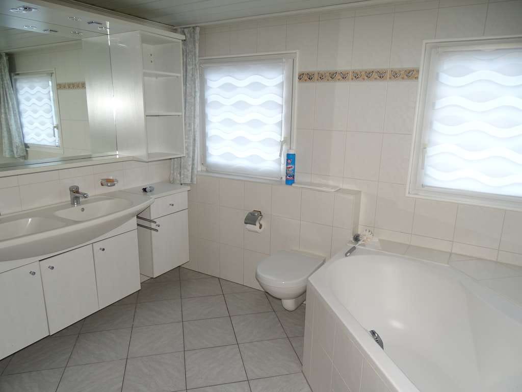 Immobilie in Bonndorf im Schwarzwald - 4/5 Zimmer-Eigentumswohnung zentral in Bonndorf-Stadt - Bild 4