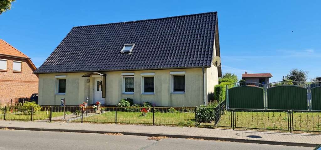 Immobilie in Tarnow - ca. 300 m. zum See !!! - Bild 2