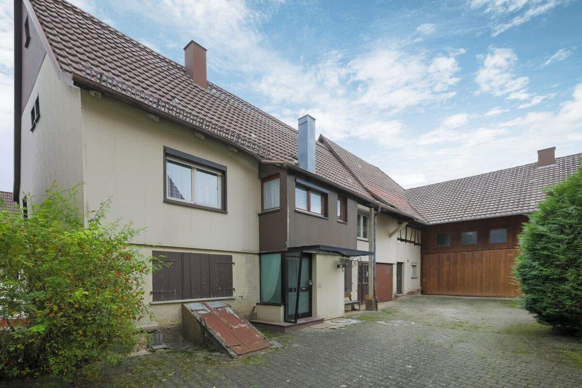 Immobilie in Neuhausen - Ein Zuhause zum Gestalten und Verwirklichen! - Bild 0