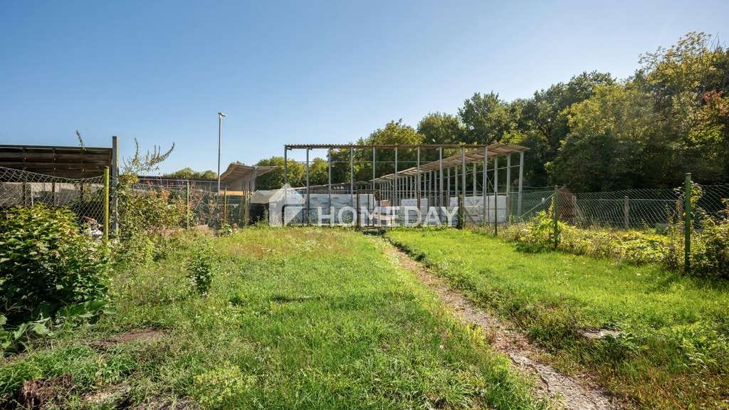 Immobilie in Philippsburg - Zwei Wohneinheiten, ein Zuhause: charmantes Reihenhaus mit Anbau und vielseitigem Platzangebot in P - Bild 3