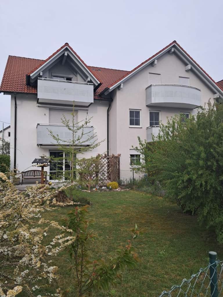 Immobilie in Nersingen - Gemütliche Dachgeschosswohnung in Ortsrandlage - Bild 2