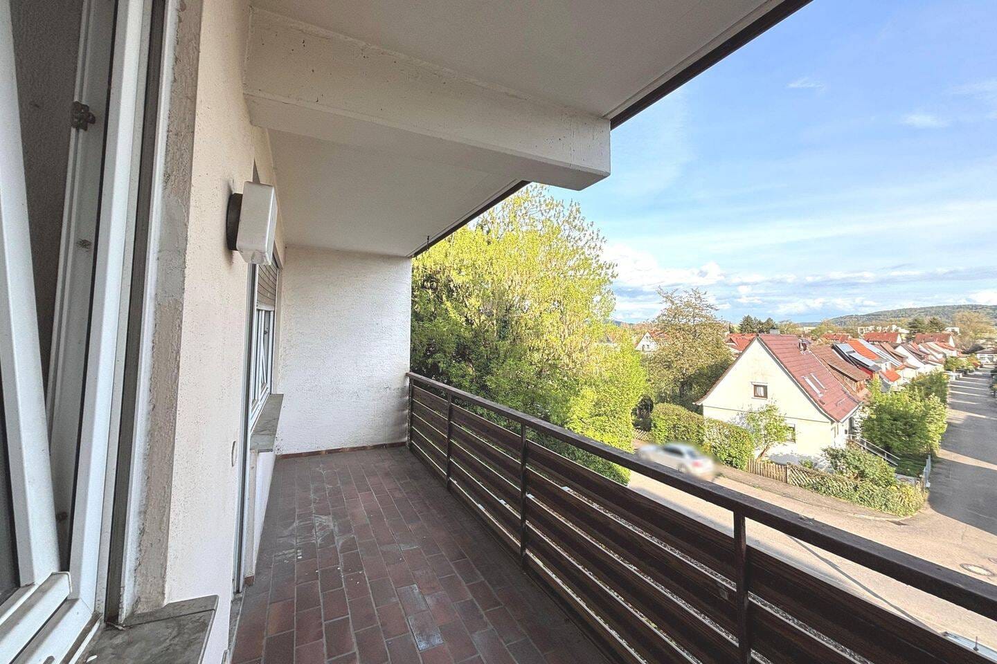 Immobilie in Schorndorf - Sofort frei: helle 3-Zimmer-Eigentumswohnung mit Balkon in ruhiger Lage - Bild 2