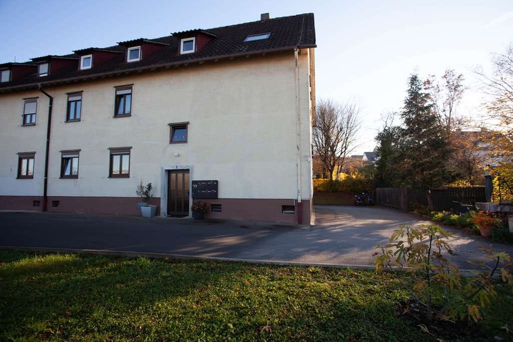 Immobilie in Backnang - 4,5-Zimmer-Wohnung in bester Lage Backnangs – großzügig, sofort verfügbar und mit viel Potenzial - Bild 4