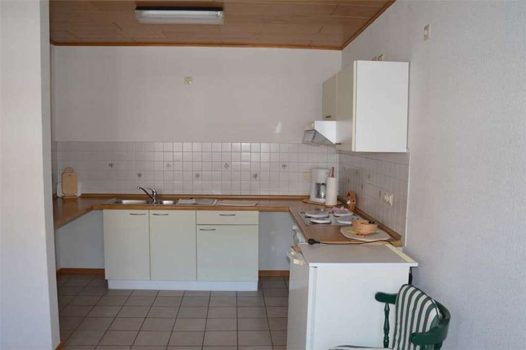 Immobilie in Otterndorf - Solides Zweifamilienhaus in zentraler Lage in Otterndorf mit schönem Grundstück - Bild 2