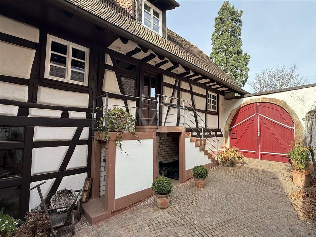 Immobilie in Rhodt unter Rietburg - Wohnen mit Charakter: Ein Zuhause voller Geschichte und Atmosphäre - Bild 2
