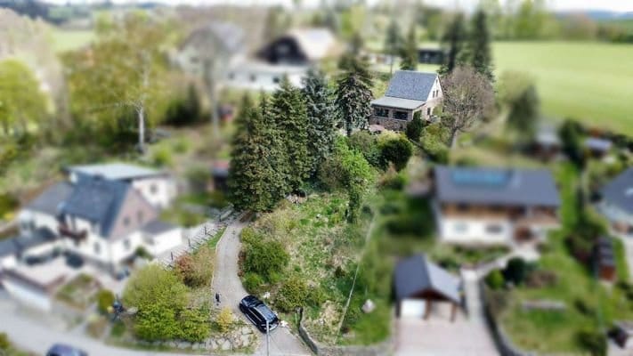 Immobilie in Thermalbad Wiesenbad - Idyllisch wohnen mit tollem Ausblick ins Grüne ! - Bild 0