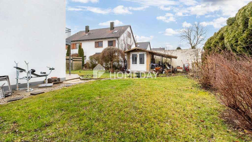 Immobilie in Kleinaitingen - Einfamilienhaus mit durchdachter Raumaufteilung, Terrasse und Balkon in familienfreundlicher Lage - Bild 2