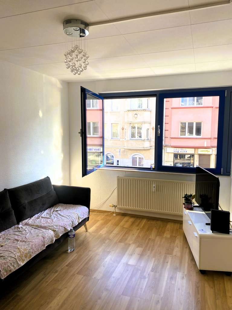Immobilie in Pforzheim - Pforzheim - Mit AUFZUG - gepflegte und vermietete 2 Zi. ETW (4) - Nähe Messplatz - Bild 1