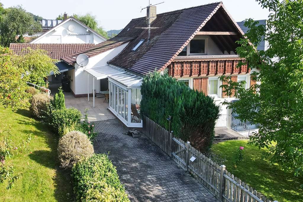 Immobilie in Scheer - Wunderschönes Familiendomizil mit Wintergarten und idyllischem Gartenparadies - Bild 0