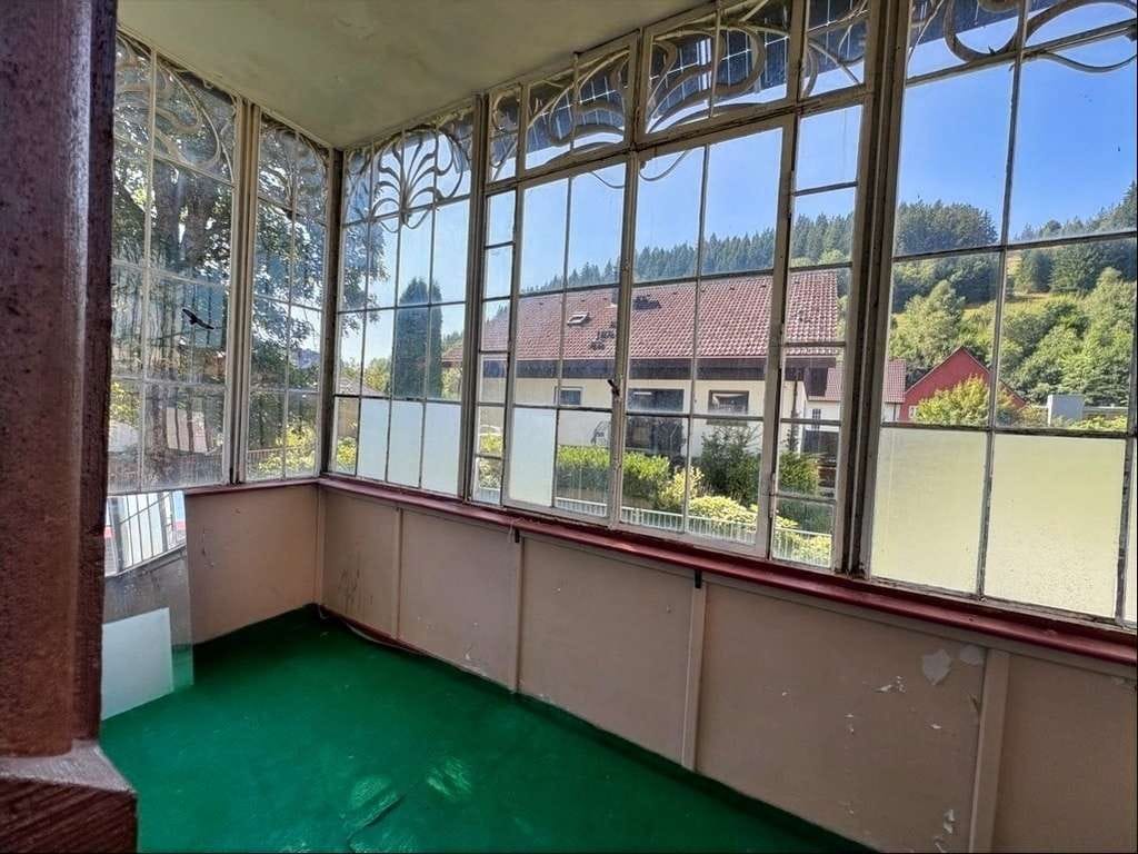 Immobilie in Vöhrenbach - Mehrfamilienhaus mit Doppelgarage - Bild 3