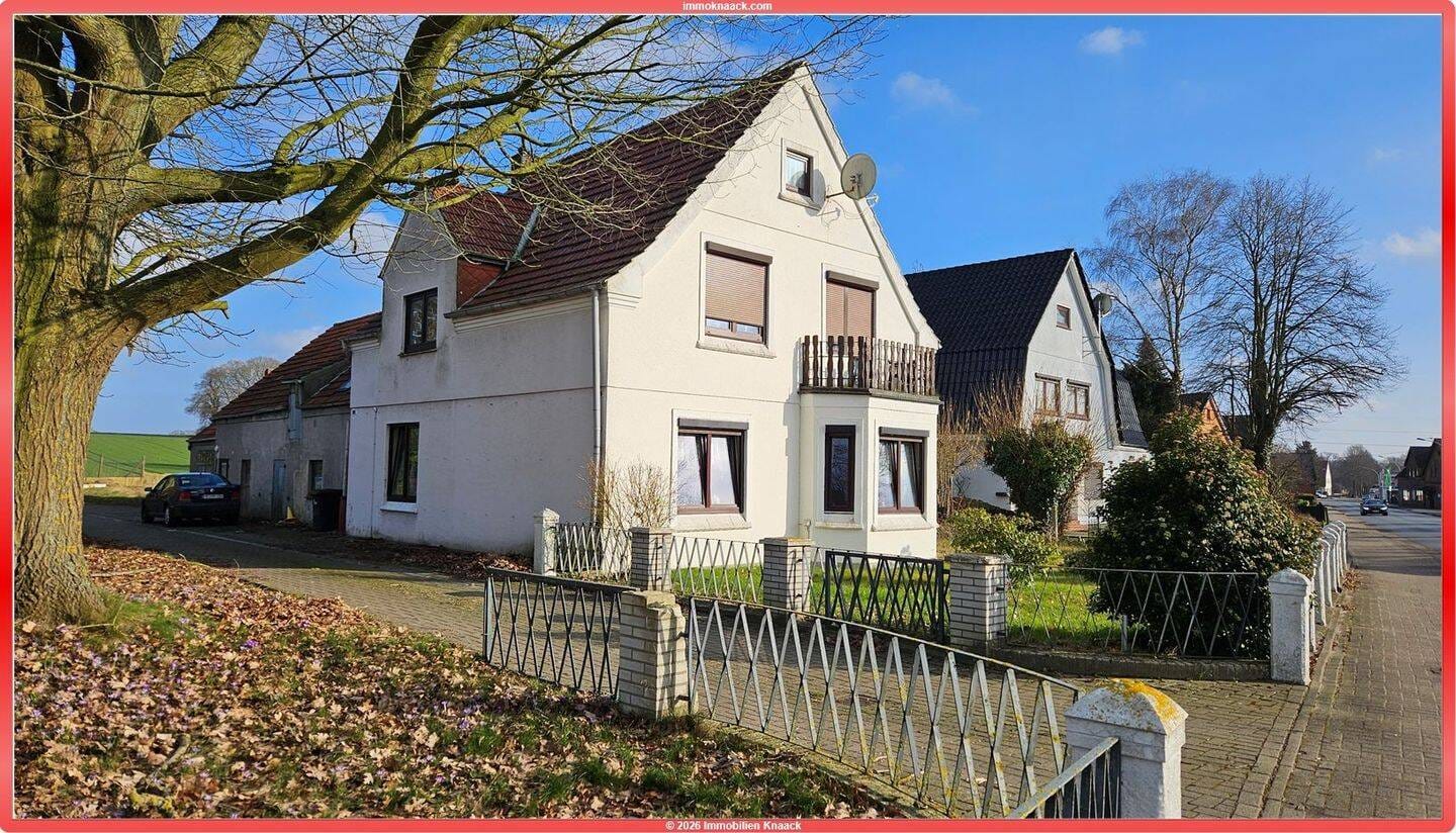 Immobilie in Schwanewede - Schönes Zweifamiliehaus mit großem Grundstück in Schwanewede - Bild 0