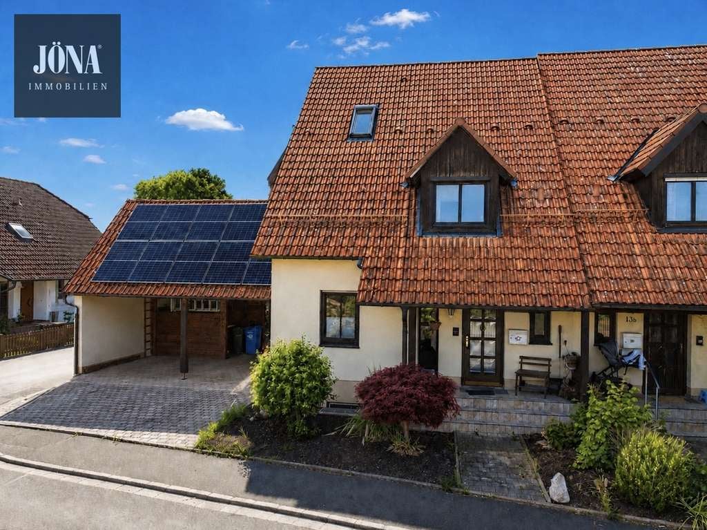 Immobilie in Eckersdorf - Familienglück trifft Zukunftsenergie – Doppelhaushälfte mit PV-Anlage, Wintergarten und Studioausbau - Bild 3