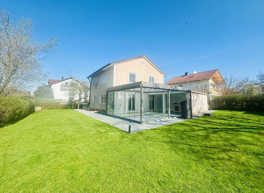 Immobilie in Penzing - Familienglück neu definiert:  kernsanierter Wohntraum mit Gartenidylle - Bild 0