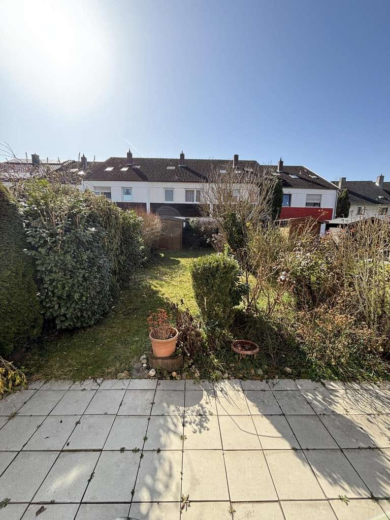 Immobilie in Neutraubling - Teilmodernisiertes Reihenmittelhaus in schöner Lage von Neutraubling - Bild 3