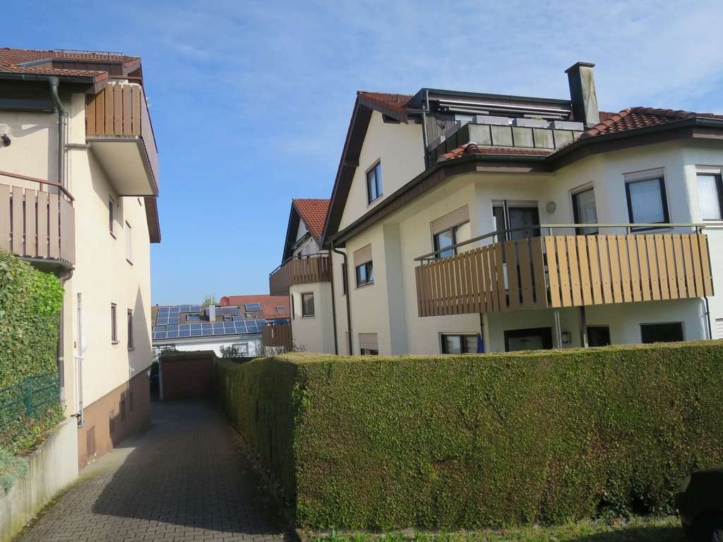 Immobilie in Ellhofen - Gemütliche 2 Zi.-DG Wohnung - Zentrumsnah - Bild 1