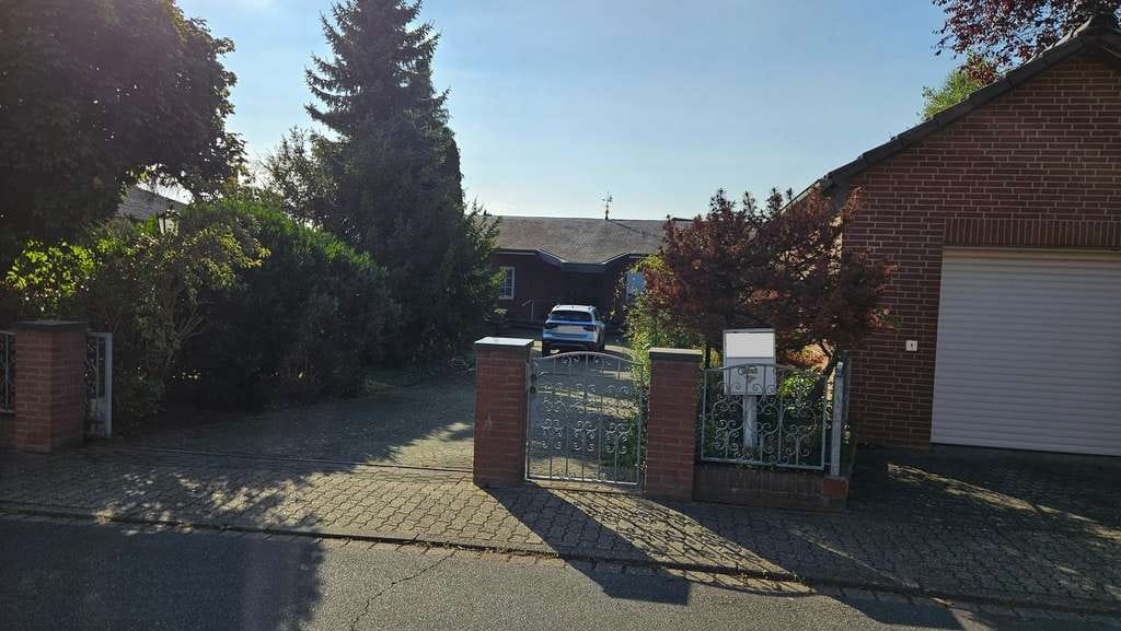 Immobilie in Söllingen - Wohnen und Wohlfühlen.Idyllisch gelegender Bungalow in Söllingen mit vielen Extras - Bild 0