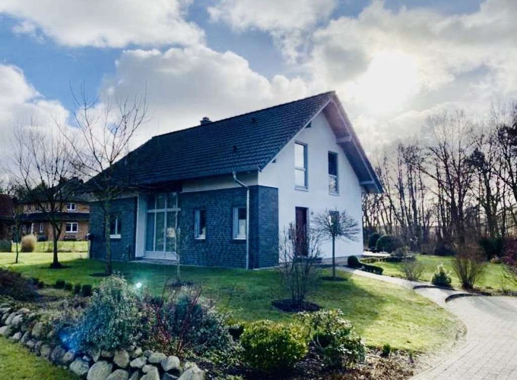Immobilie in Drestedt - Design trifft Weitblick – Ihr neues Zuhause in Drestedt - Bild 1