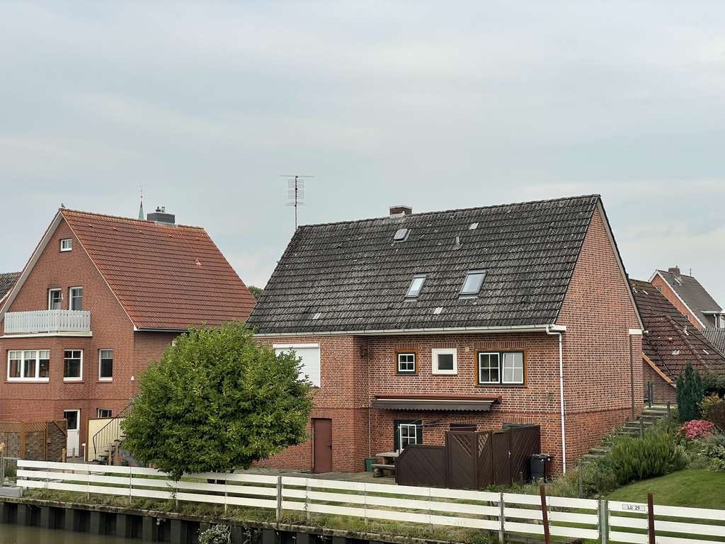 Immobilie in Steinkirchen - Freistehendes Haus am Wasser mit Garten und Zugang zur Lühe - Bild 2