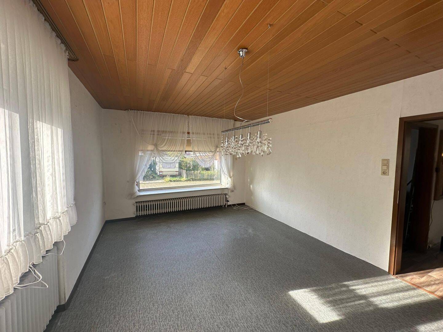 Immobilie in Hinte - Freistehendes Einfamilienhaus auf Eigentumsgrundstück in Hinte, Nähe Greetsiel zu verkaufen!  - Bild 2