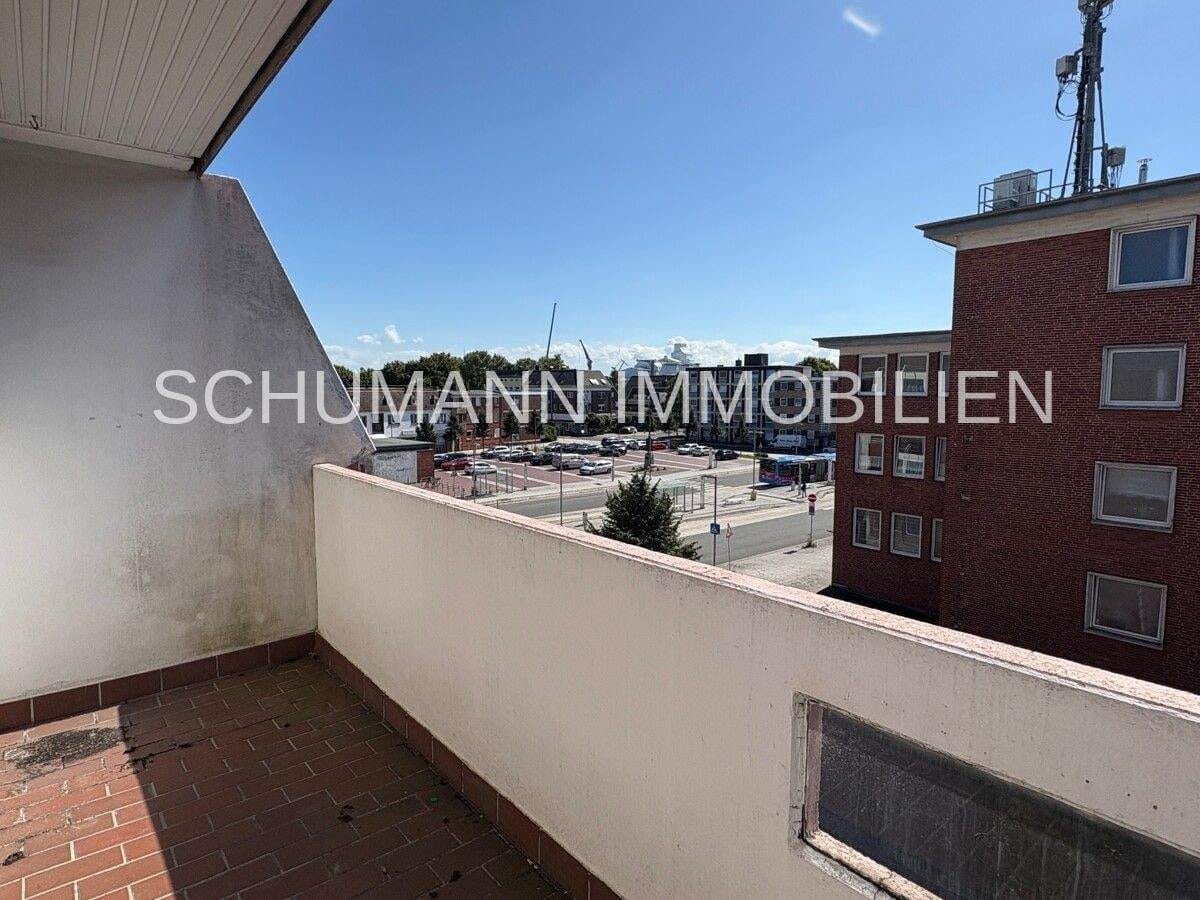 Immobilie in Wilhelmshaven - Kleine feine Kapitalanlage_City Apartment mit Loggia und Fahrstuhl am Kurpark - Bild 1