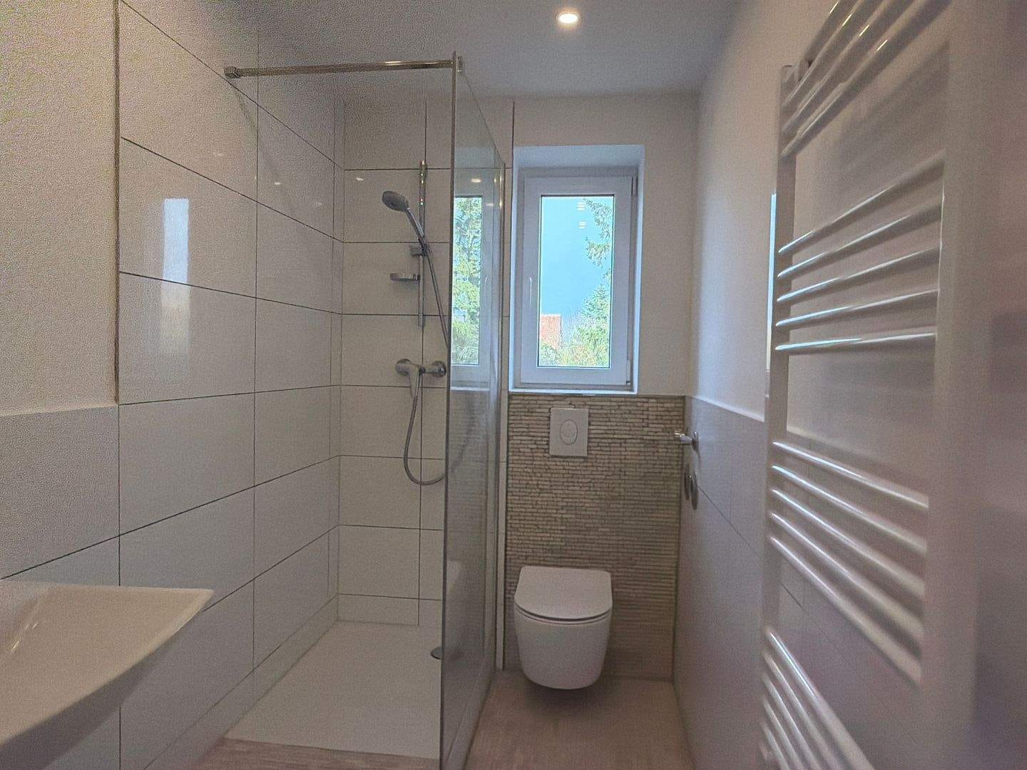 Immobilie in Ennigerloh - Erdgeschosswohnung mit Terrasse | Erstbezug nach Sanierung | Ruhige Lage Ennigerloh - Bild 3