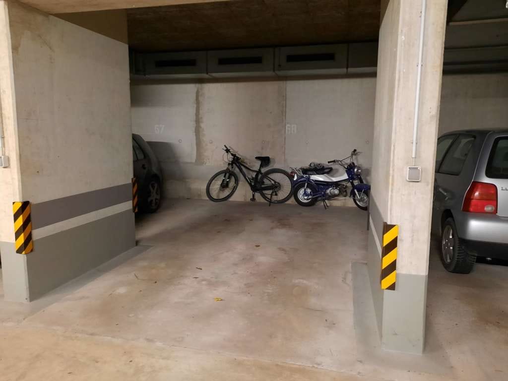 Immobilie in Adelzhausen - 2 Zimmer-Gartenwohnung mit sw Ausrichtung und ca. 80 m² alleinige Gartennutzung inkl. TG-Stellplatz! - Bild 2